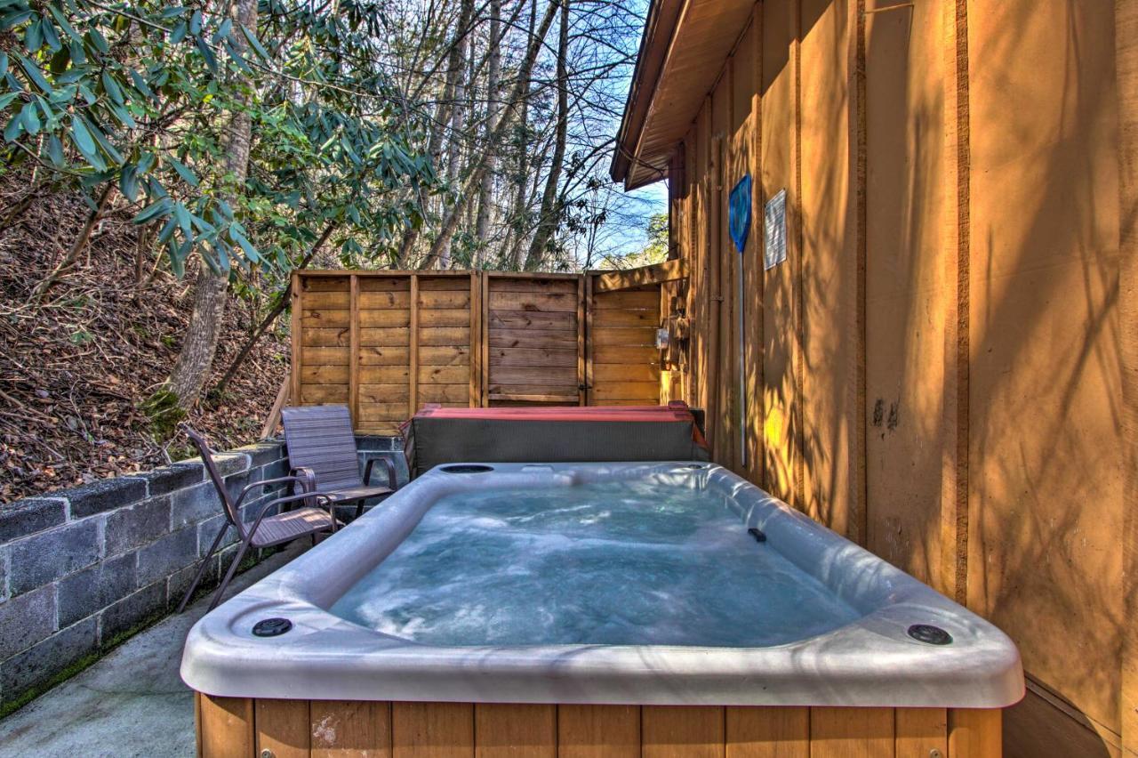 Couples Cabin Great Smoky Arts And Crafts Community Villa Gatlinburg Kültér fotó